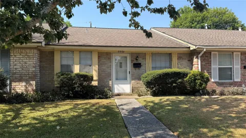 2302 Buchanan Drive