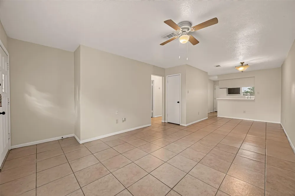 2302 Buchanan Drive Baytown, TX 77520