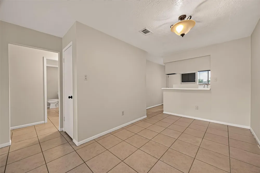 2302 Buchanan Drive Baytown, TX 77520