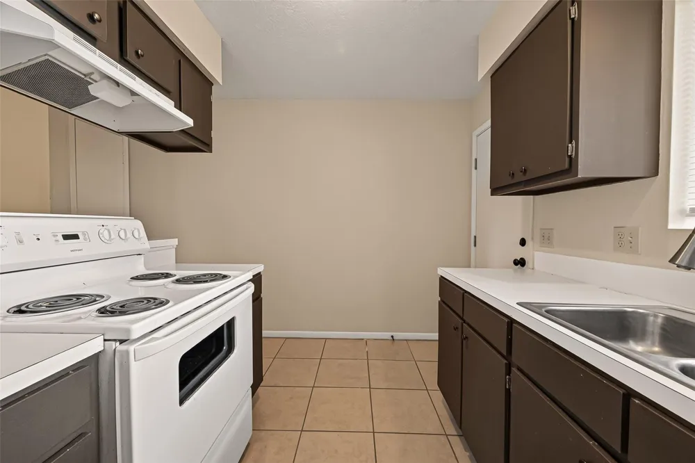 2302 Buchanan Drive Baytown, TX 77520
