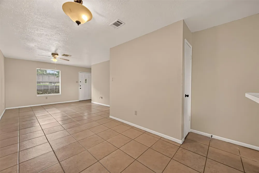2302 Buchanan Drive Baytown, TX 77520