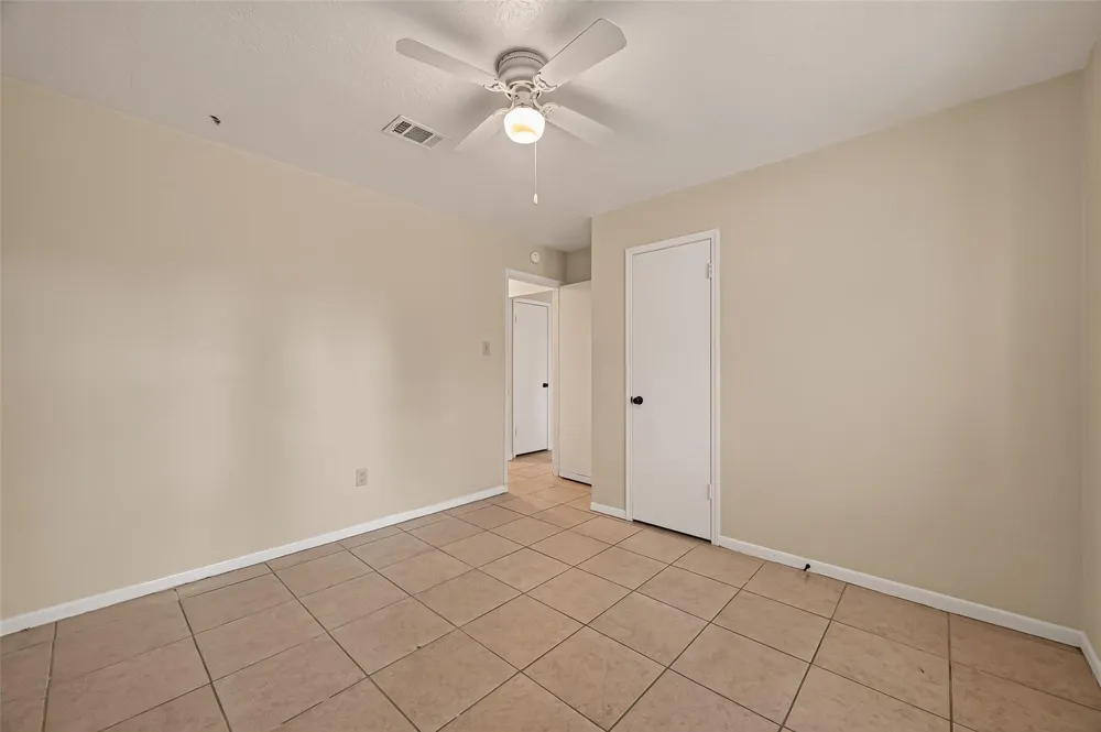 2302 Buchanan Drive Baytown, TX 77520
