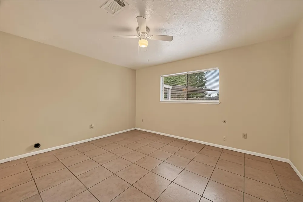 2302 Buchanan Drive Baytown, TX 77520