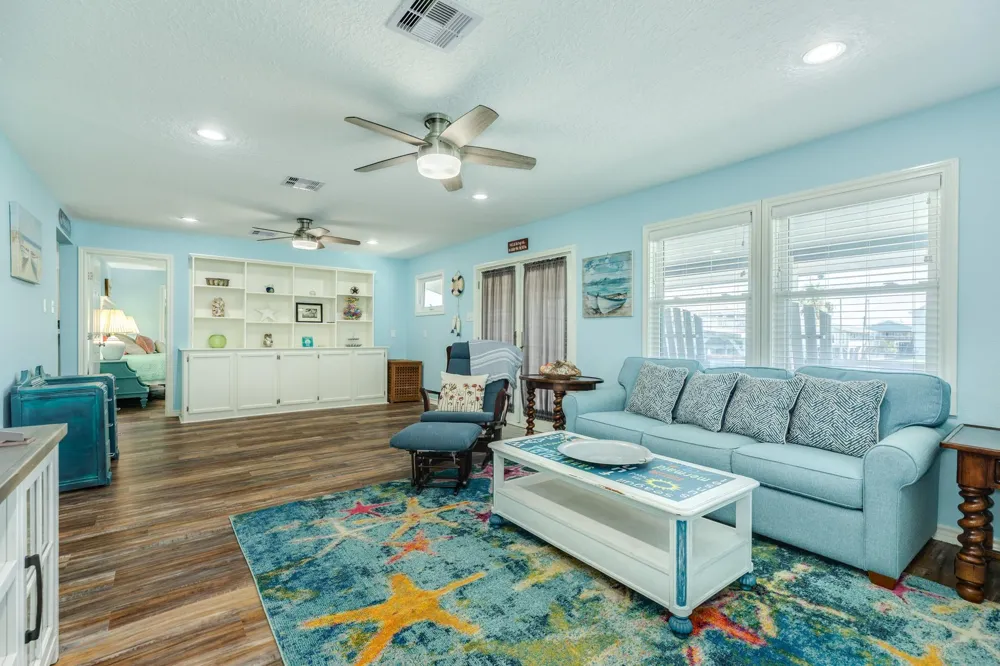 207 Galleon Freeport, TX 77541