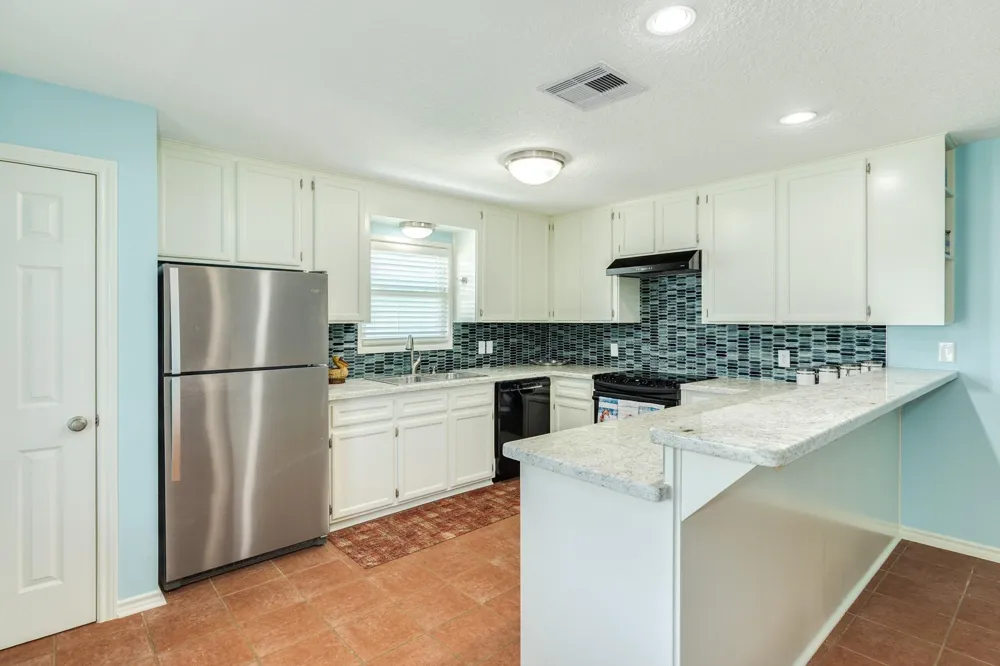 207 Galleon Freeport, TX 77541