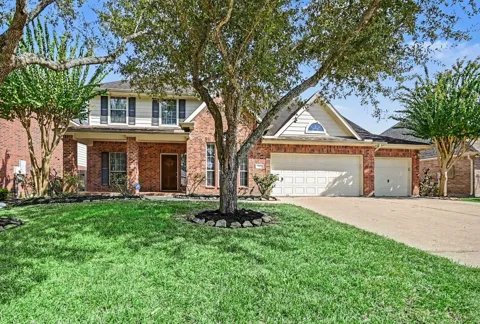 917 Almond Pointe