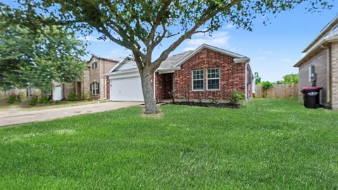 1819 Manor Drive