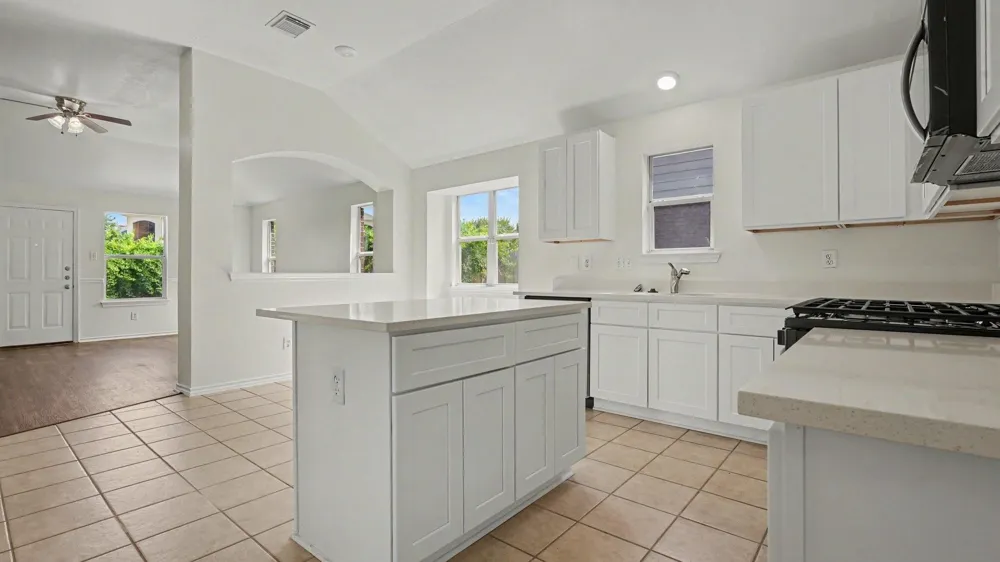 1819 Manor Drive Baytown, TX 77521