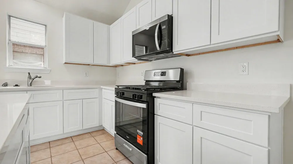 1819 Manor Drive Baytown, TX 77521