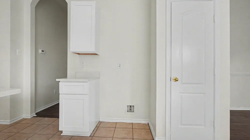 1819 Manor Drive Baytown, TX 77521