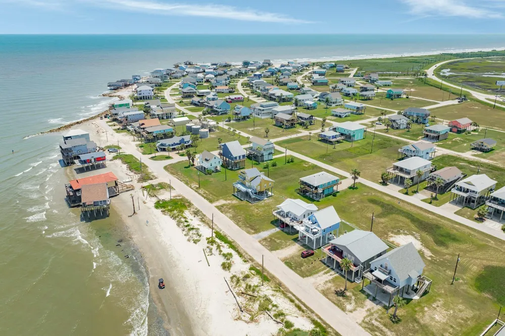 13219 Jolly Roger Freeport, TX 77541