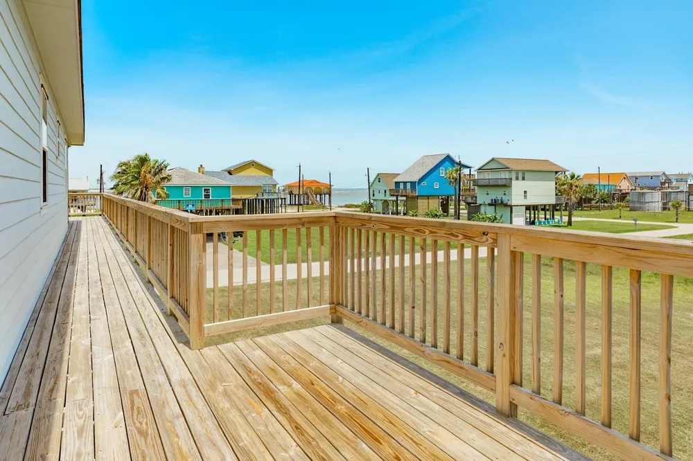 13219 Jolly Roger Freeport, TX 77541
