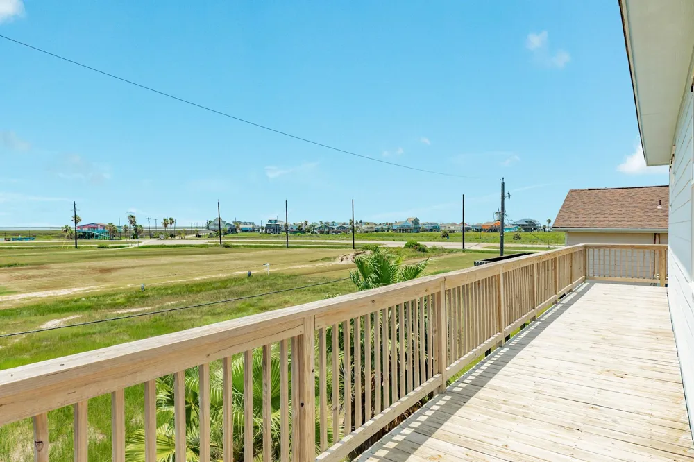 13219 Jolly Roger Freeport, TX 77541