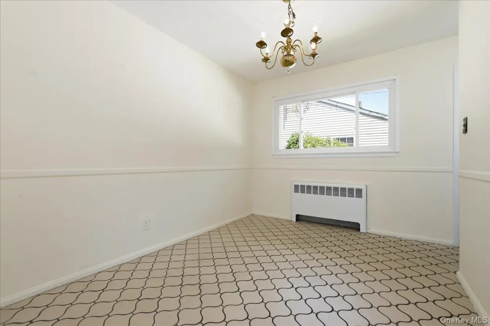 3695 Waverly Avenue Seaford, NY 11783
