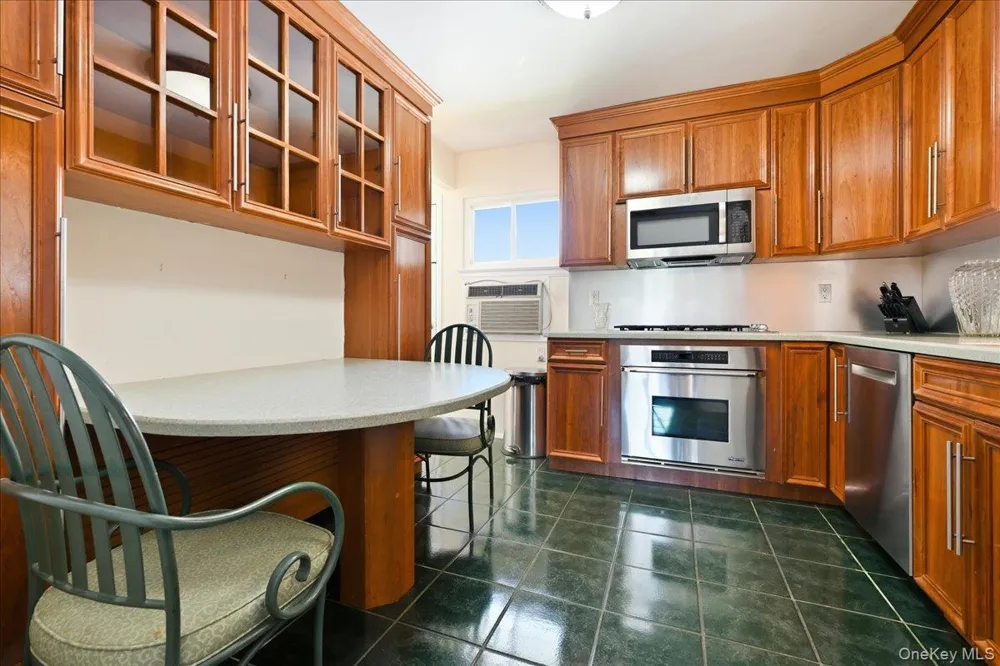 3695 Waverly Avenue Seaford, NY 11783