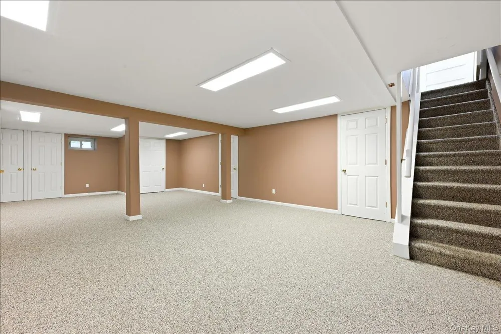 3695 Waverly Avenue Seaford, NY 11783