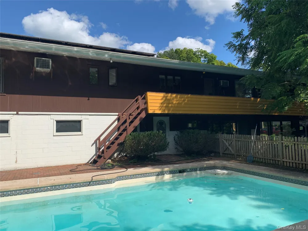 58 Ireland Drive Poughkeepsie, NY 12603