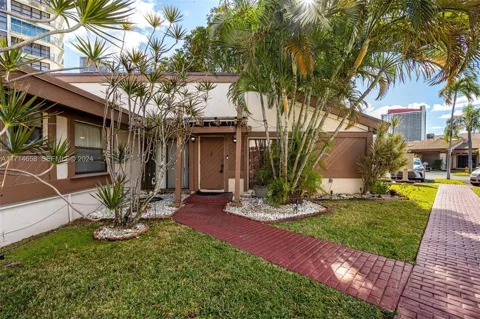401 Leslie Drive