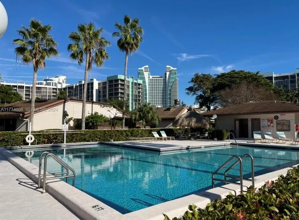 401 Leslie Drive Hallandale Beach, FL 33009