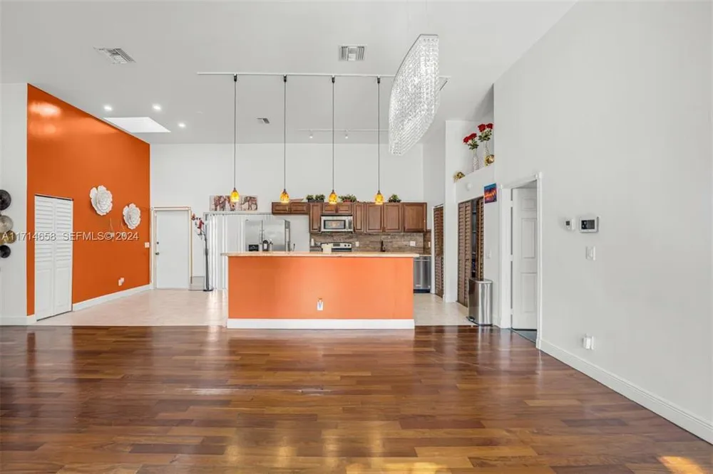401 Leslie Drive Hallandale Beach, FL 33009