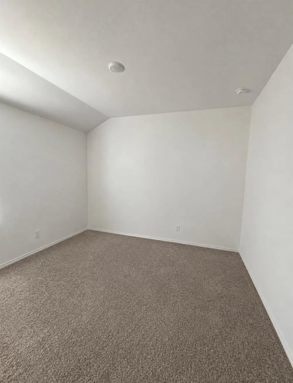813 Brazos Trail Dayton, TX 77535