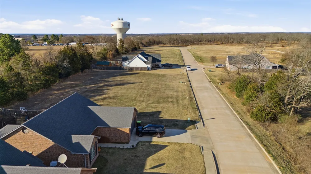 Derrick Lane Ada, OK 74820