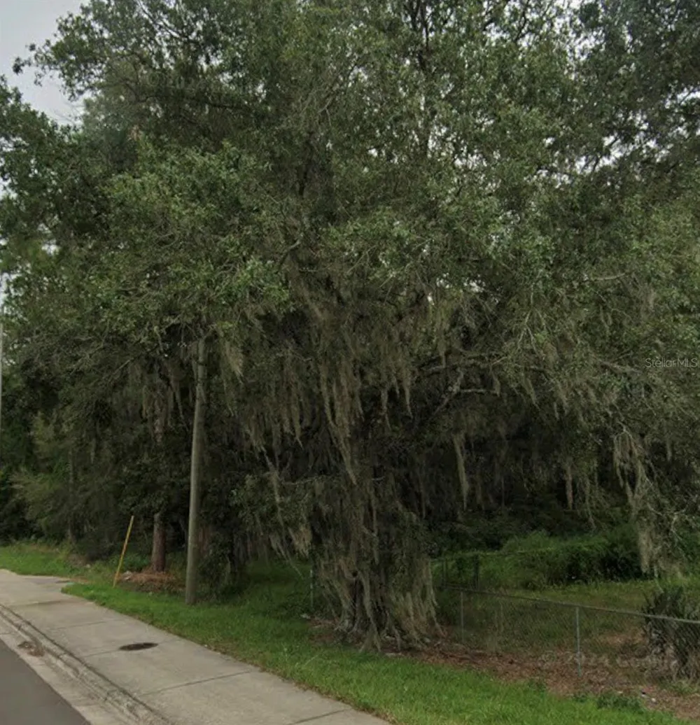 330 MARCUM ROAD Lakeland, FL 33809