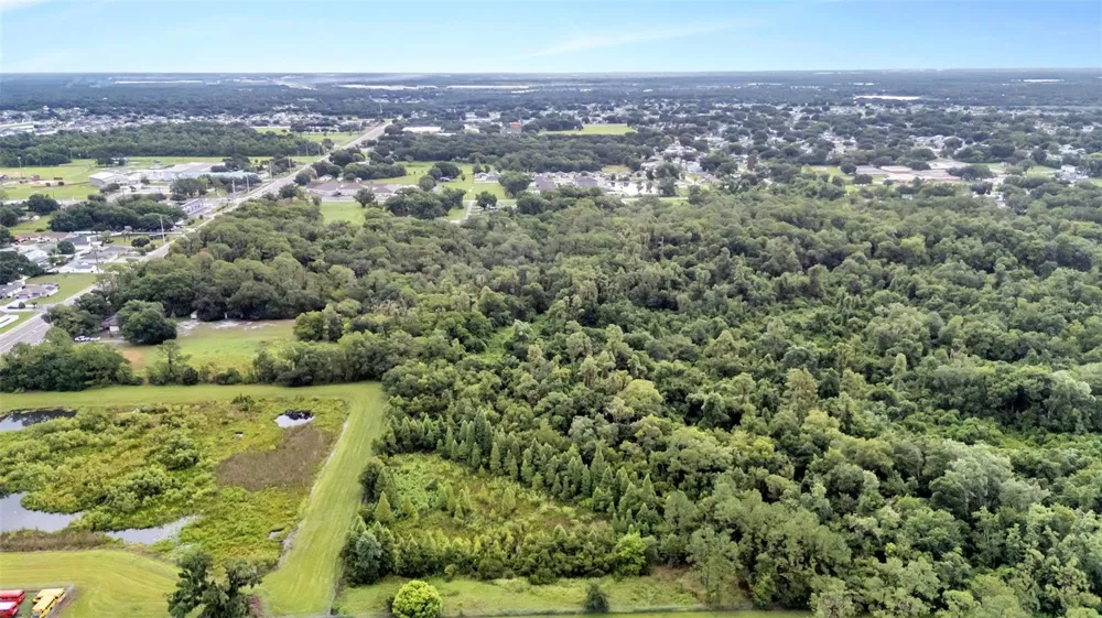 330 MARCUM ROAD Lakeland, FL 33809