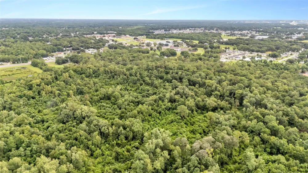 330 MARCUM ROAD Lakeland, FL 33809