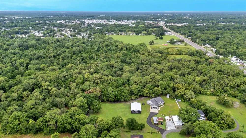 330 MARCUM ROAD Lakeland, FL 33809
