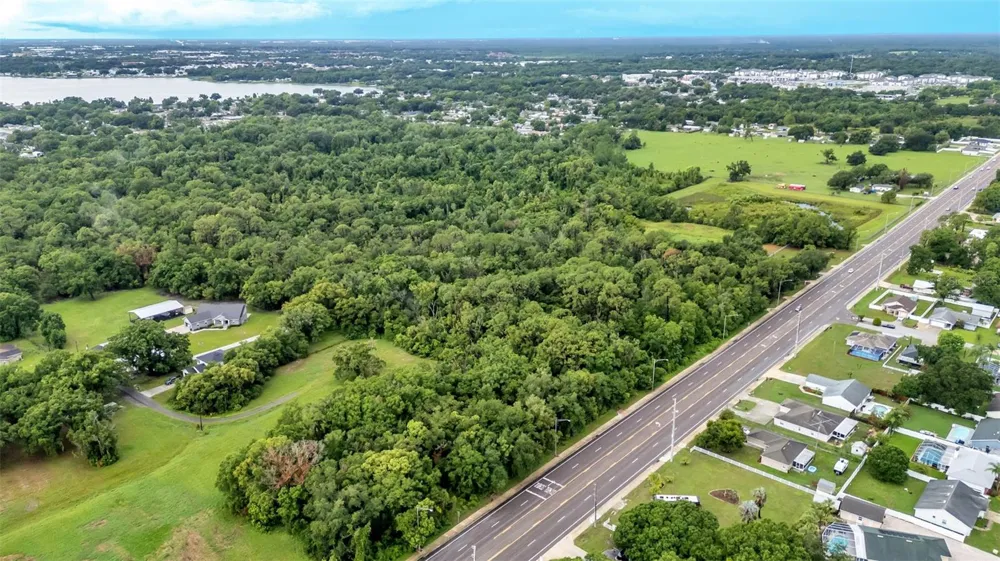 330 MARCUM ROAD Lakeland, FL 33809