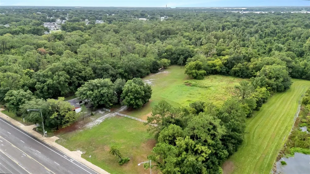 330 MARCUM ROAD Lakeland, FL 33809