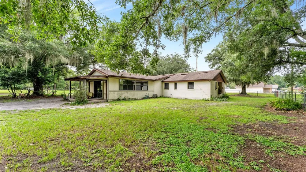 330 MARCUM ROAD Lakeland, FL 33809