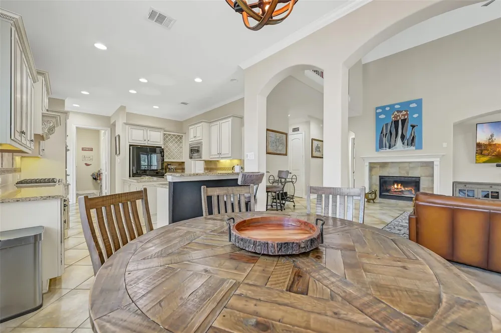 4516 Estella Court League City, TX 77573