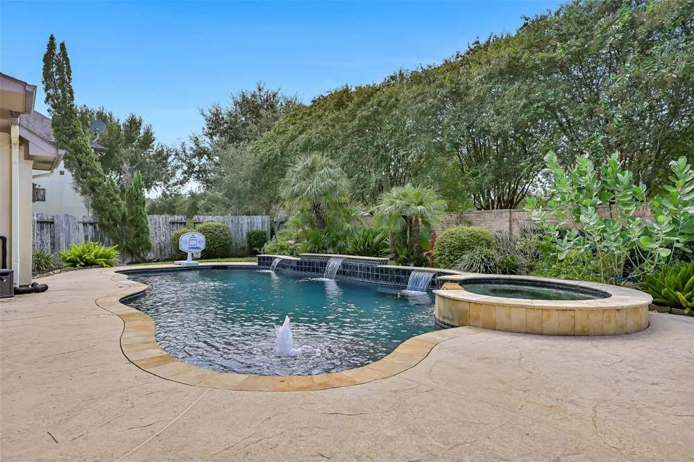 4516 Estella Court League City, TX 77573