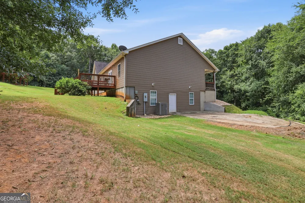 1115 Richard Bridges RD Commerce, GA 30530