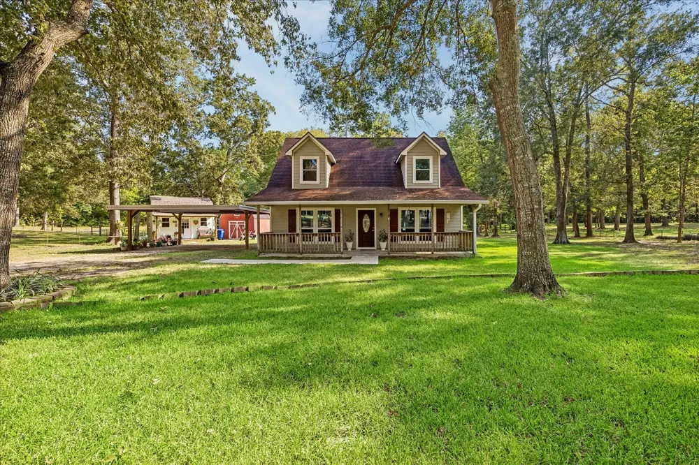 641 County Road 404 Dayton, TX 77535