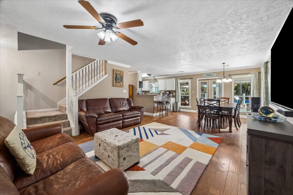 641 County Road 404 Dayton, TX 77535