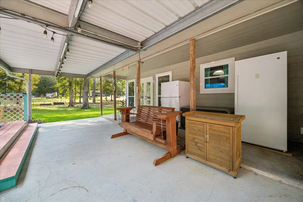 641 County Road 404 Dayton, TX 77535