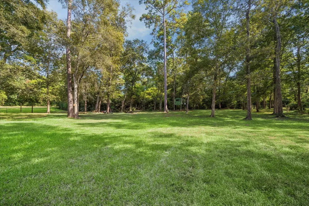 641 County Road 404 Dayton, TX 77535