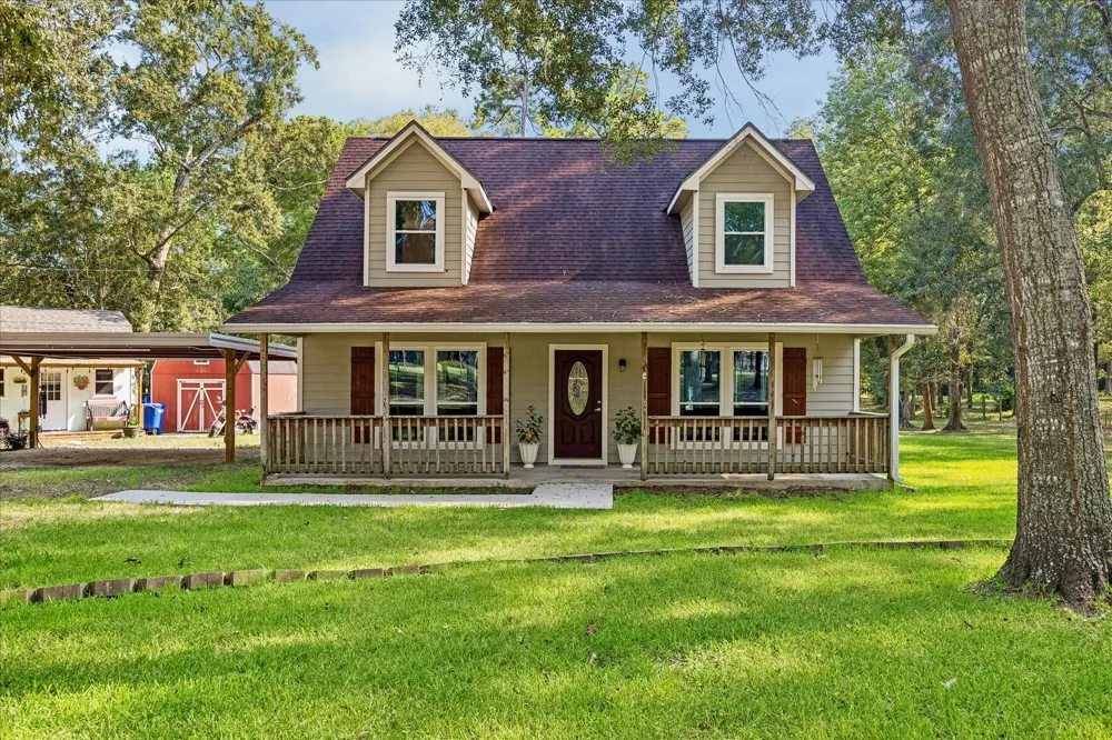 641 County Road 404 Dayton, TX 77535