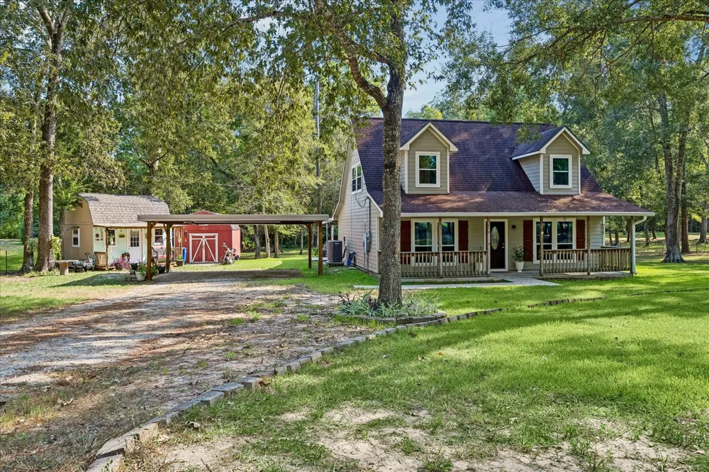 641 County Road 404 Dayton, TX 77535