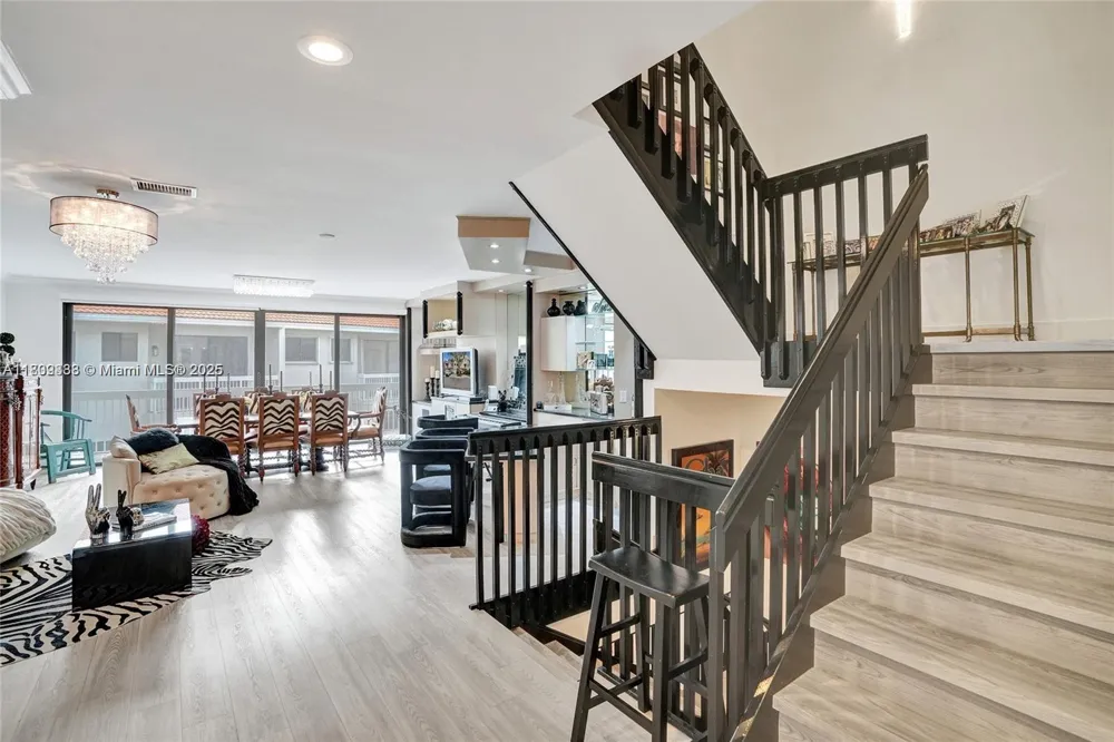 21388 Marina Cove Cir #13-G Aventura, FL 33180