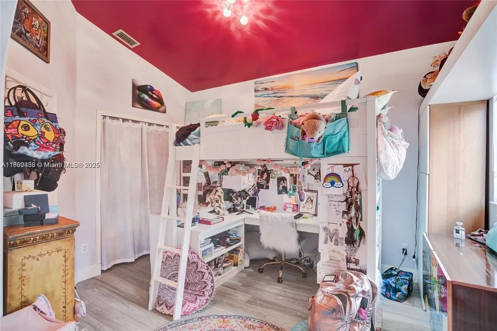 21388 Marina Cove Cir #13-G Aventura, FL 33180