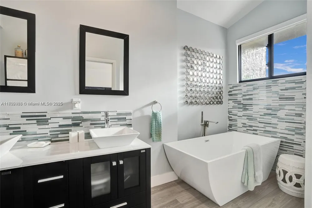 21388 Marina Cove Cir #13-G Aventura, FL 33180