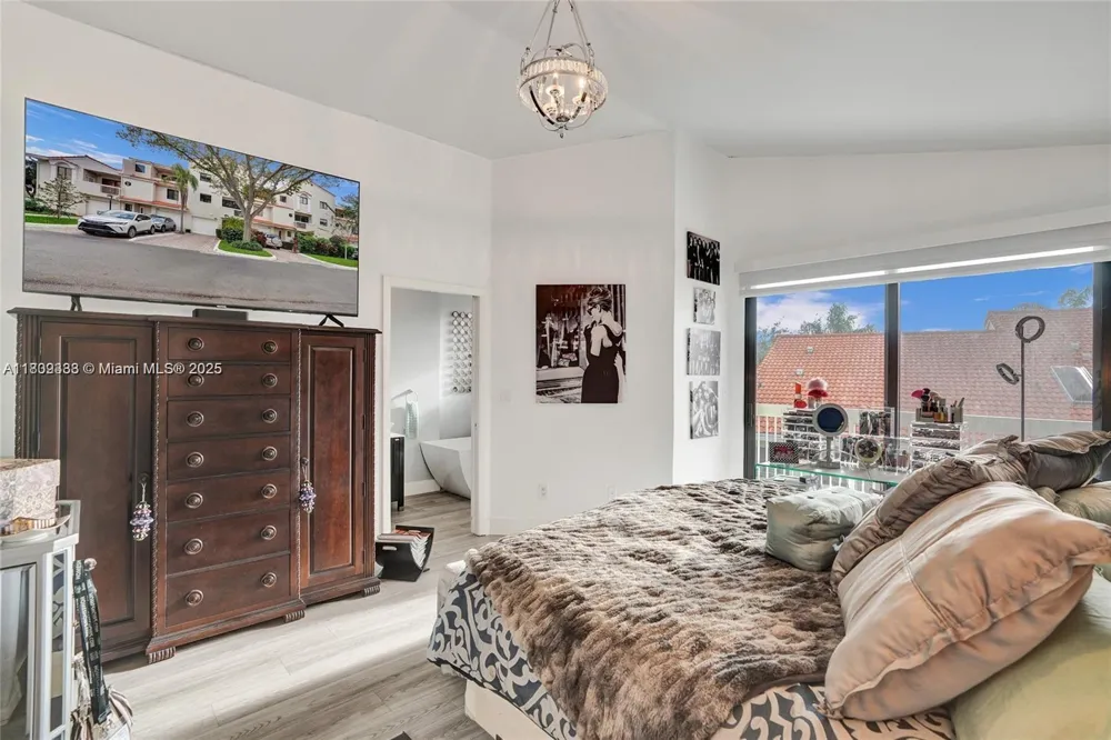 21388 Marina Cove Cir #13-G Aventura, FL 33180