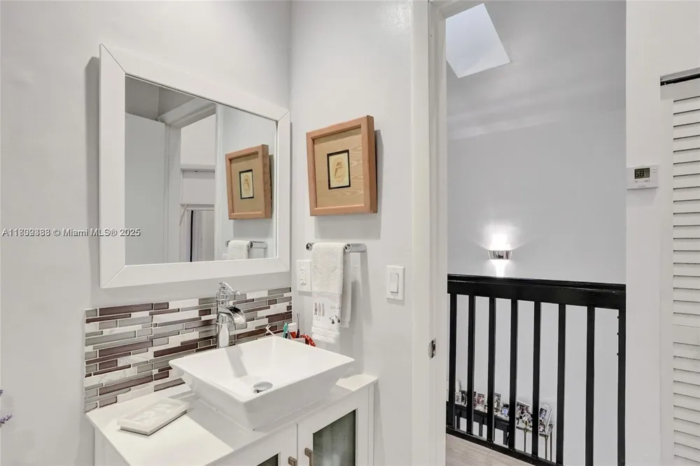 21388 Marina Cove Cir #13-G Aventura, FL 33180