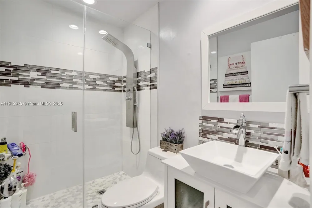 21388 Marina Cove Cir #13-G Aventura, FL 33180