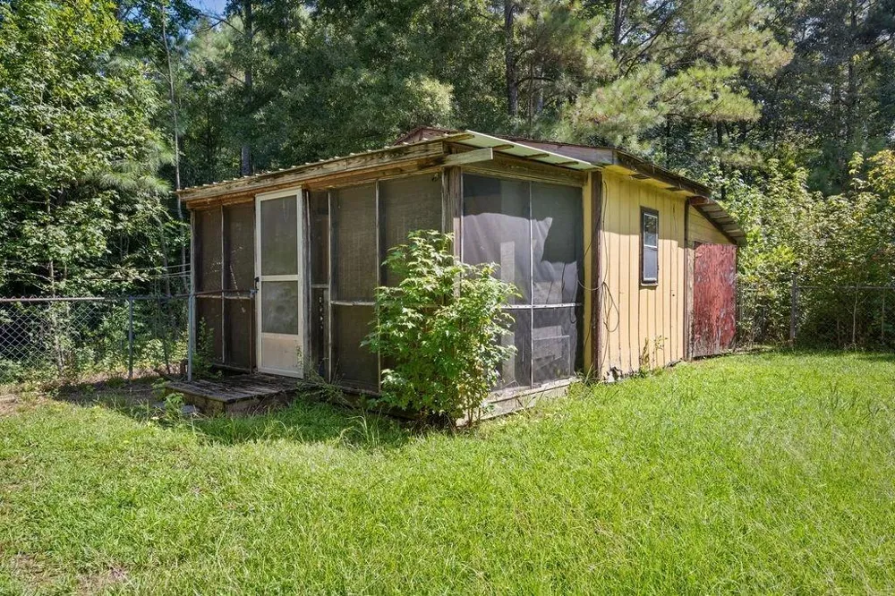 1035 County Road 40 Centre, AL 35960