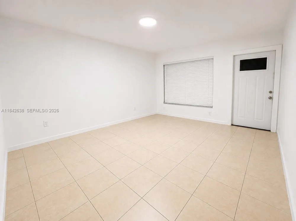 2019 COLMAR AVE Sebring, FL 33870
